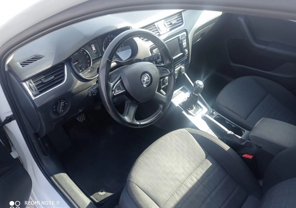 Skoda Octavia cena 36000 przebieg: 140000, rok produkcji 2017 z Kałuszyn małe 46